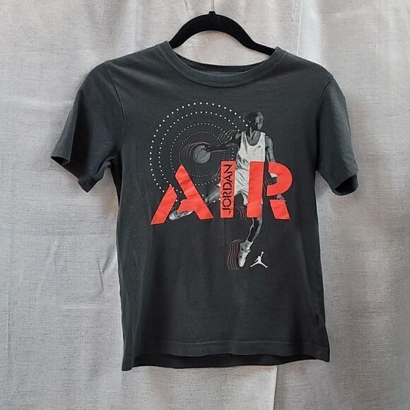 Boys Air Jordan Teeshirt  - Picture 1 of 7